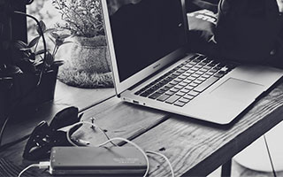 乐鱼下载：开启你的极速观影和畅玩之旅